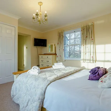 3 Bed In Richmond 90578 بيت للعطل *