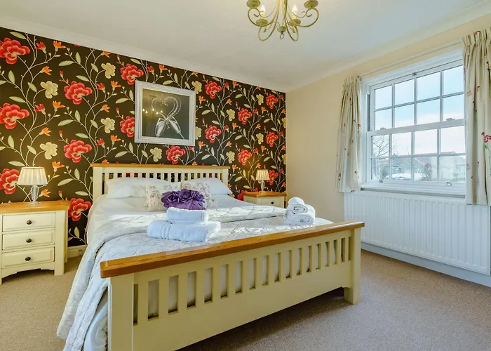 3 Bed In Richmond Oc-90578