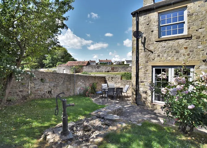 3 Bed In Richmond Oc-90578 Holiday home